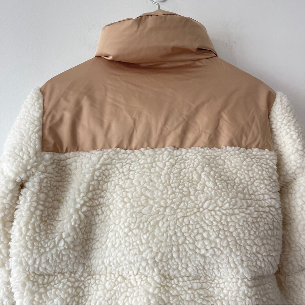 Abercrombie & Fitch Cream and Tan Sherpa Puffer Jacket mini XS ultra collection - Picture 6 of 11
